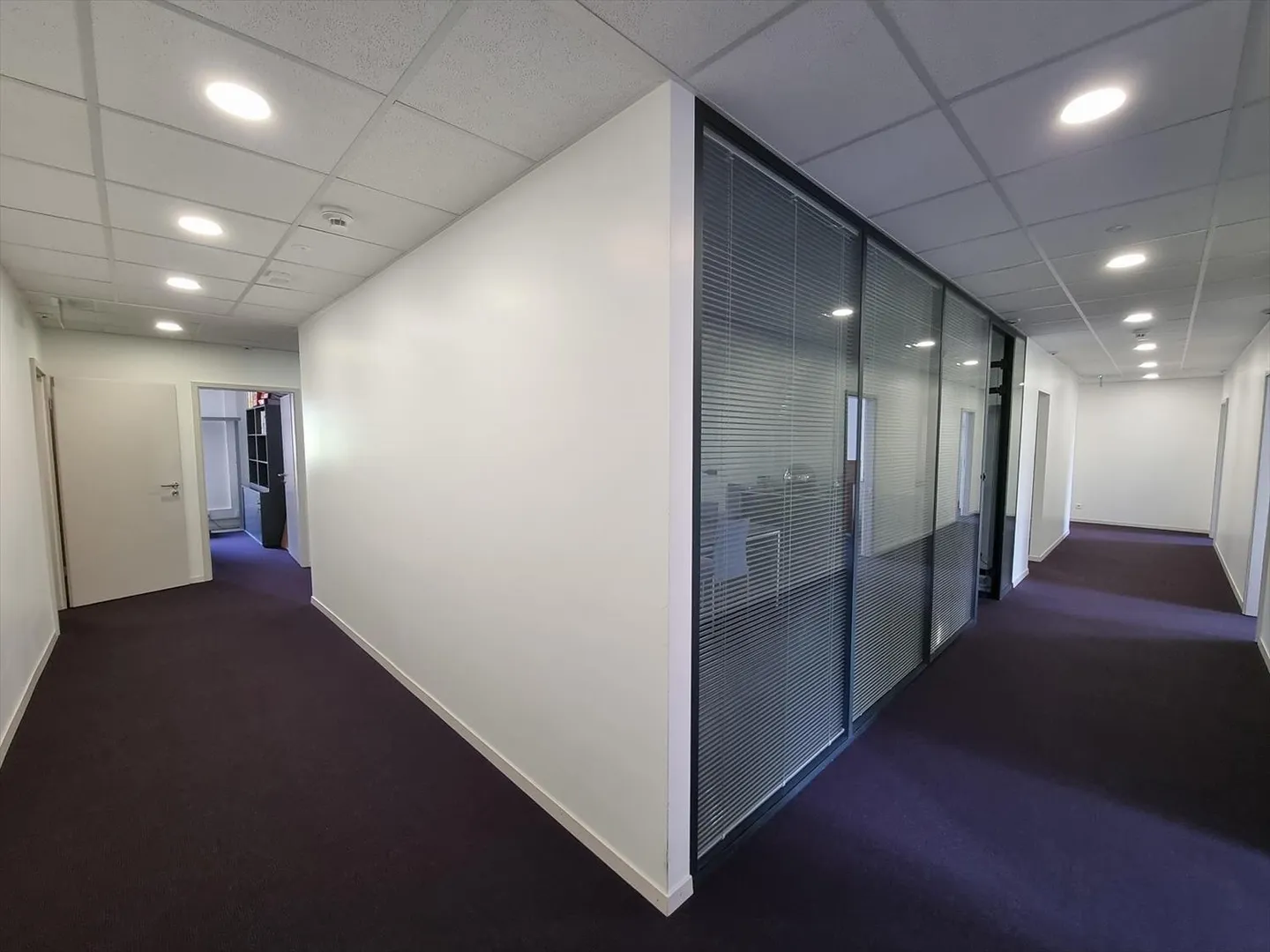 Posizione privilegiata per questa superficie di 244 m2 - Foto 7 di 10