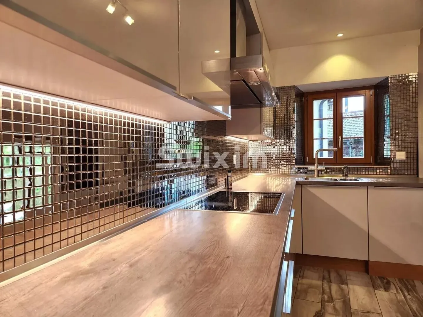Triplex Charmant avec Vue sur le Lac - Photo 3 sur 6