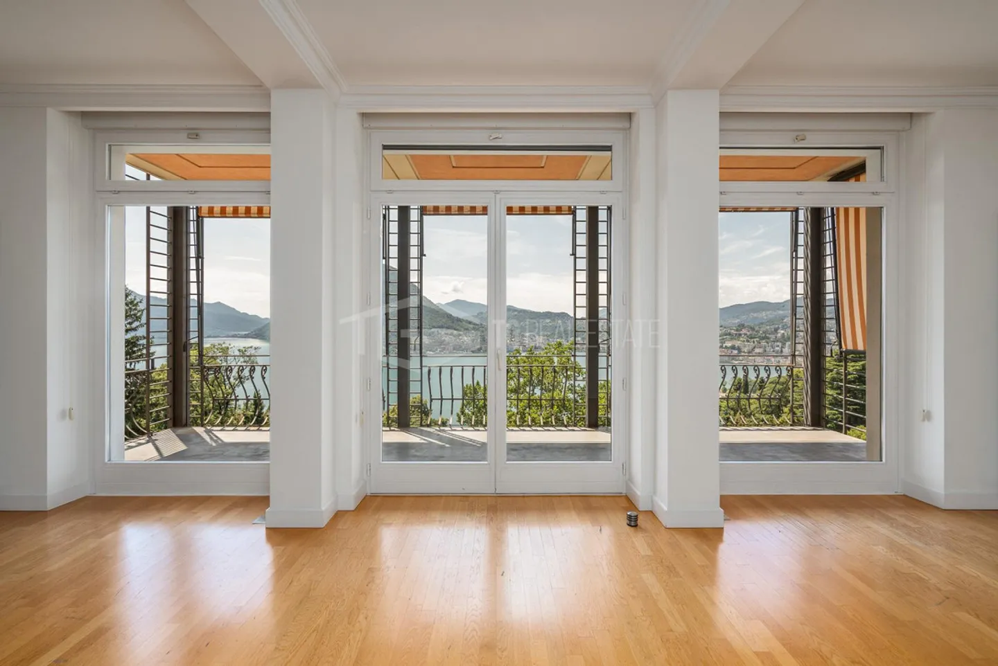 Appartamento Elegante con Vista Lago - Foto 6 di 13