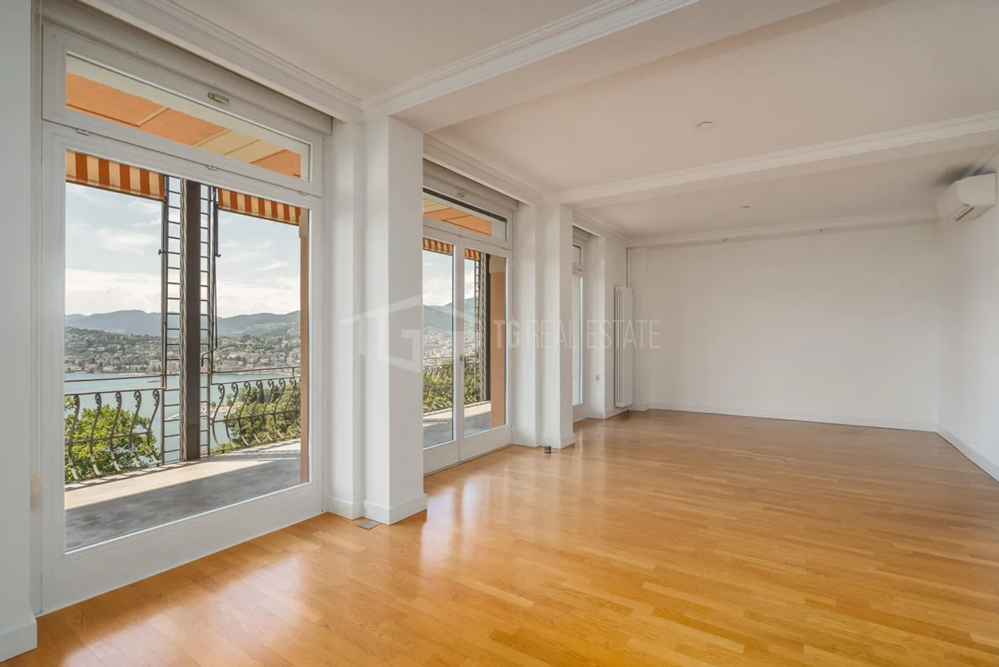 Appartamento Elegante con Vista Lago - Foto 7 di 13