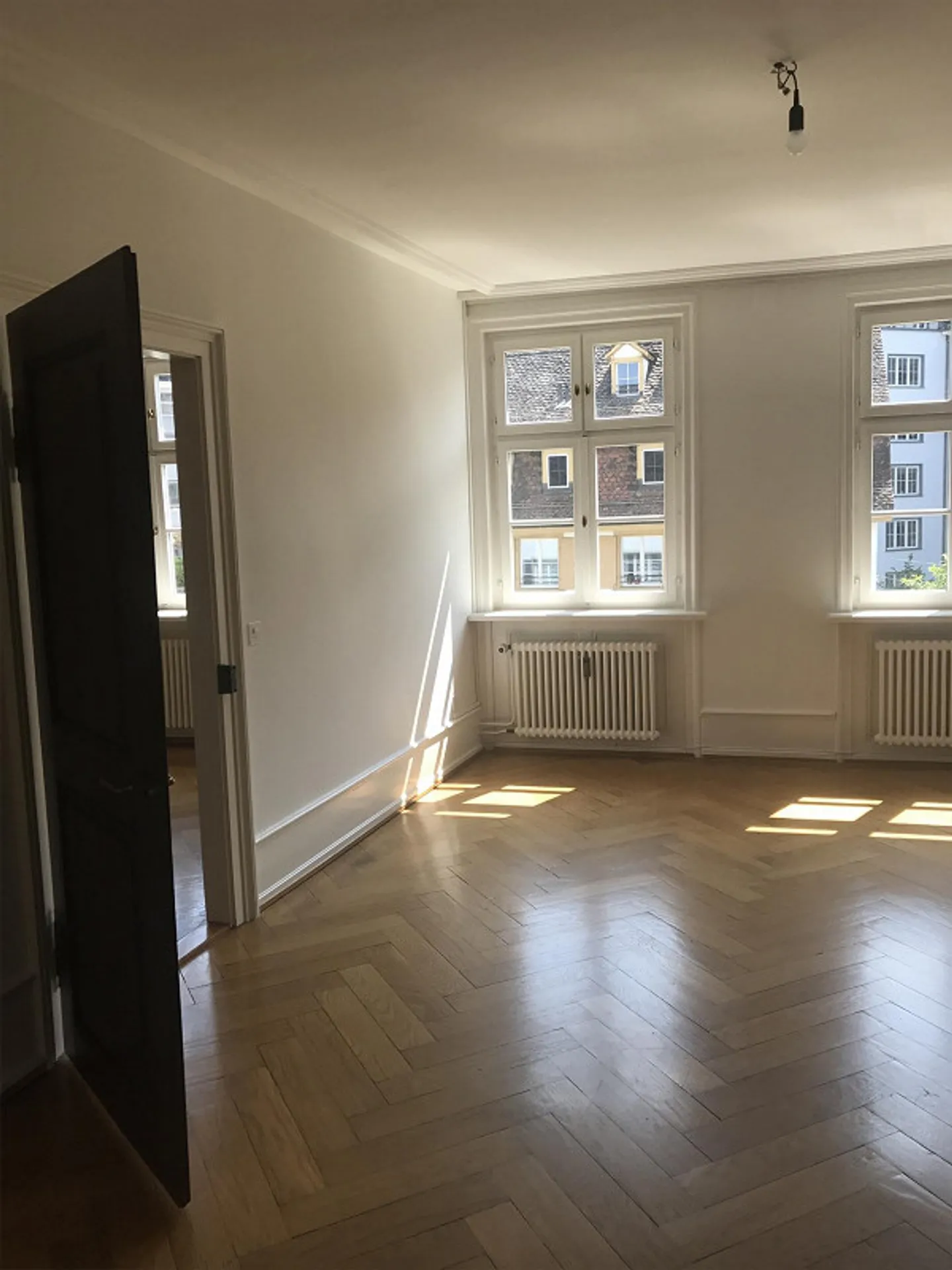 Gepflegte, sonnige 4,5-Z'Mais.Whg/134.5m² im historischen Altstadtkern - Foto 2 von 6