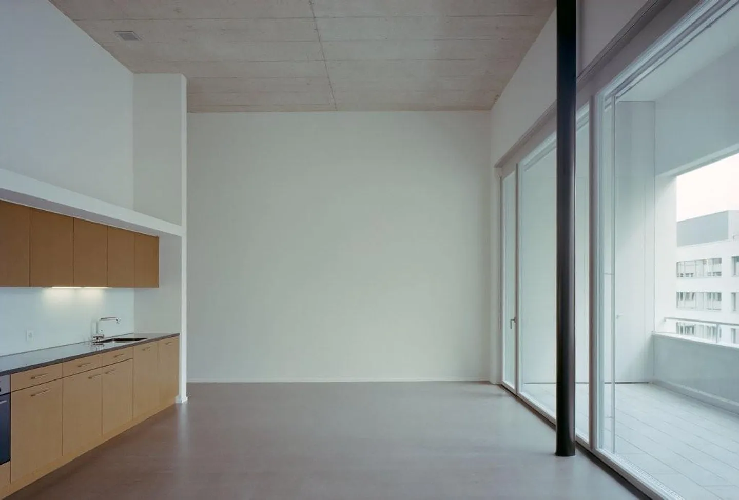 Elegant apartment with loggia - Photo 3 of 8