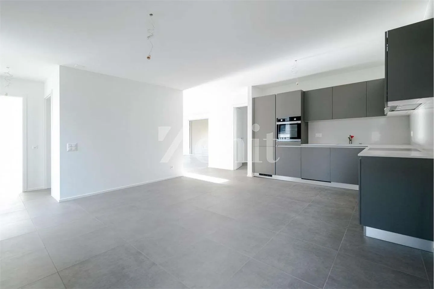 Nuovo appartamento di 3,5 stanze con balcone - Foto 8 di 13