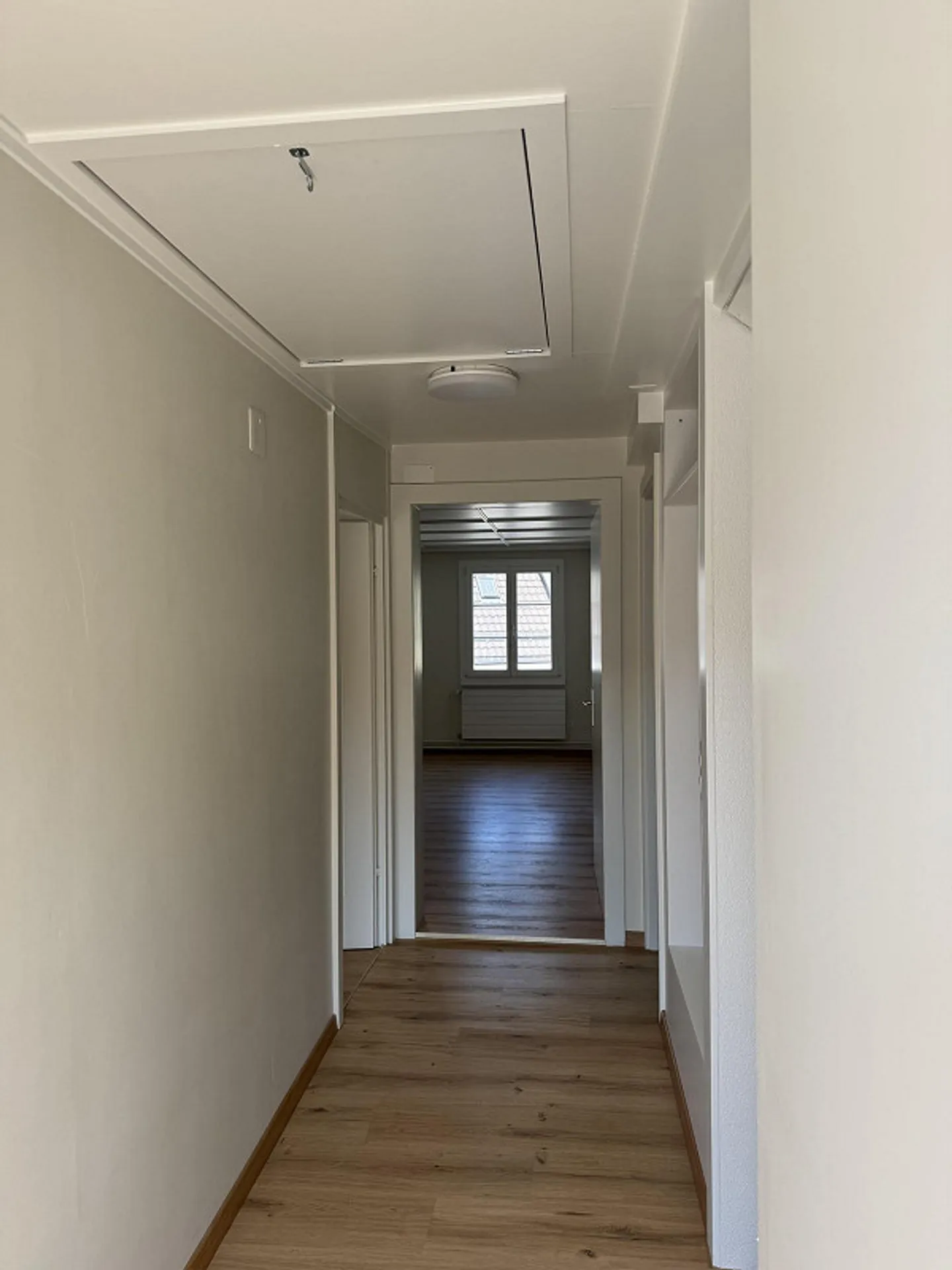 Appartement lumineux de 4,5 pièces avec terrasse - Photo 13 sur 31