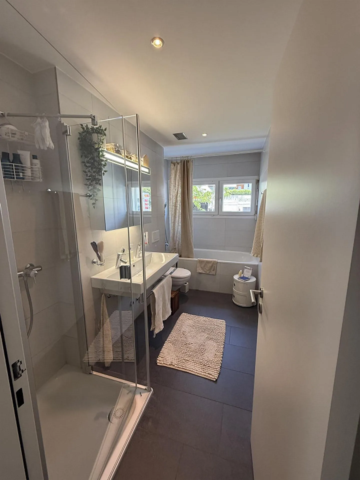 Modern 3.5 Room Apartment in Chur - Photo 5 of 9