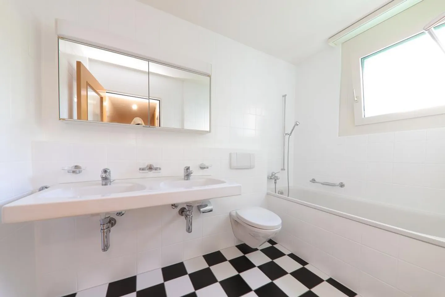 Appartamento accogliente di 4,5 stanze ad Allschwil - Foto 8 di 12