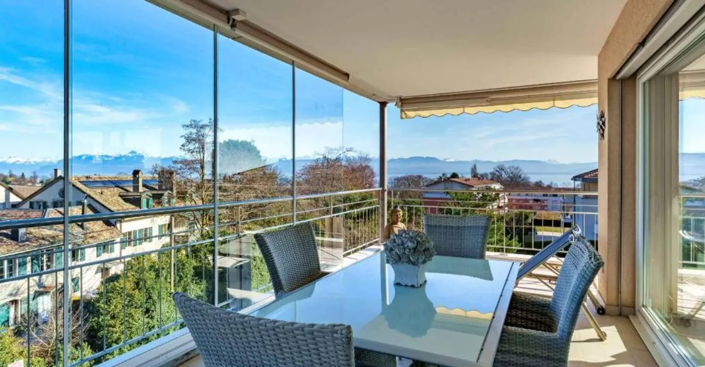 Large apartment in total calm, with a view! - Photo 1 of 12