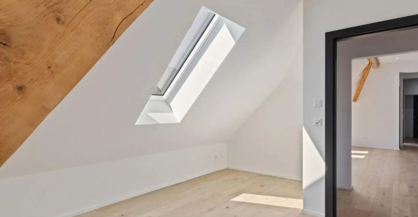 Courtelary, beautiful penthouse apartment of 4.5 rooms with elevator - Photo 8 of 11
