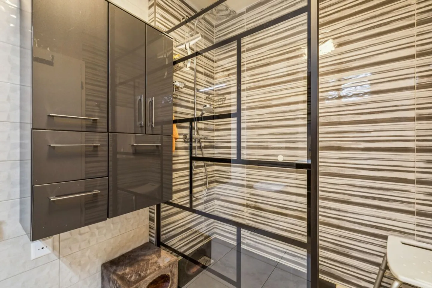 Appartamento moderno con vista lago - Foto 10 di 13