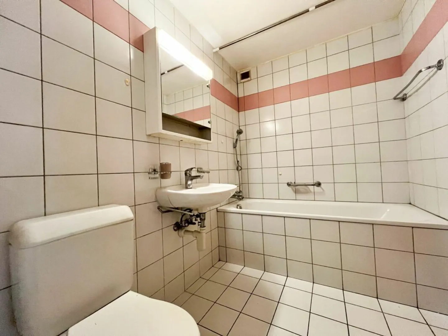 3.5-room apartment on the 2nd floor - Photo 6 of 6