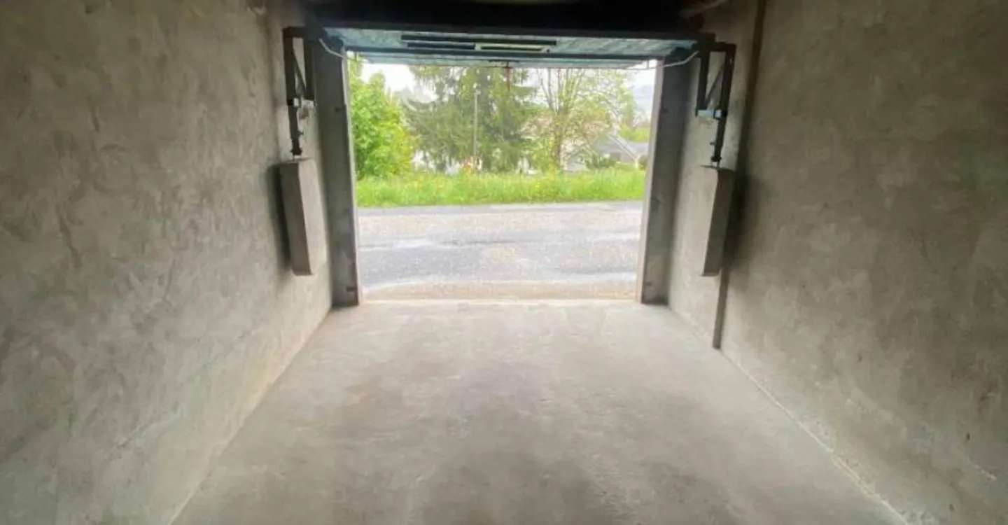 Individual Garage in Ste-Croix - Photo 2 of 2