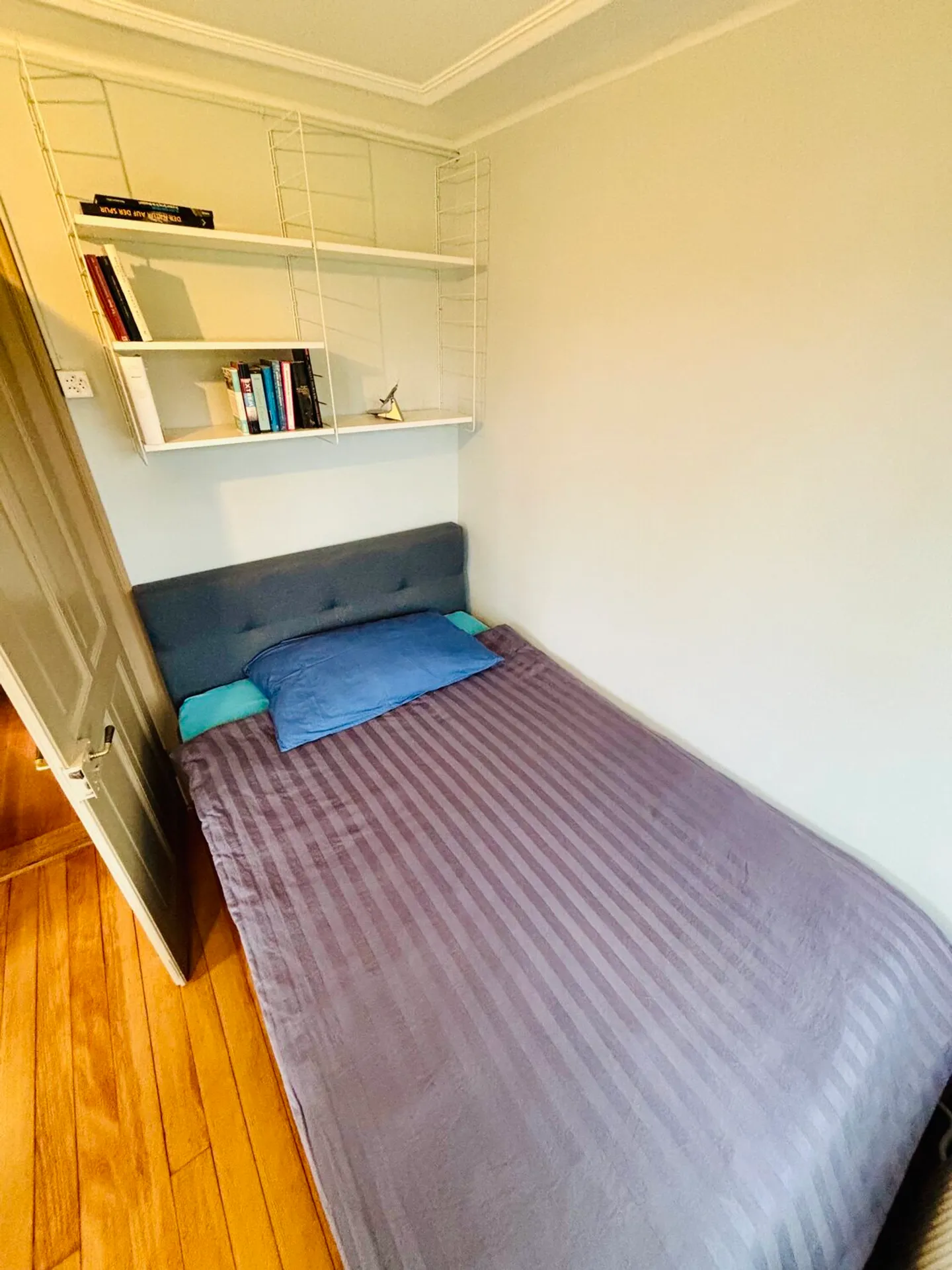 3½ ROOM APARTMENT IN GALMIZ (FR), FURNISHED, TEMPORARY - Photo 8 of 10