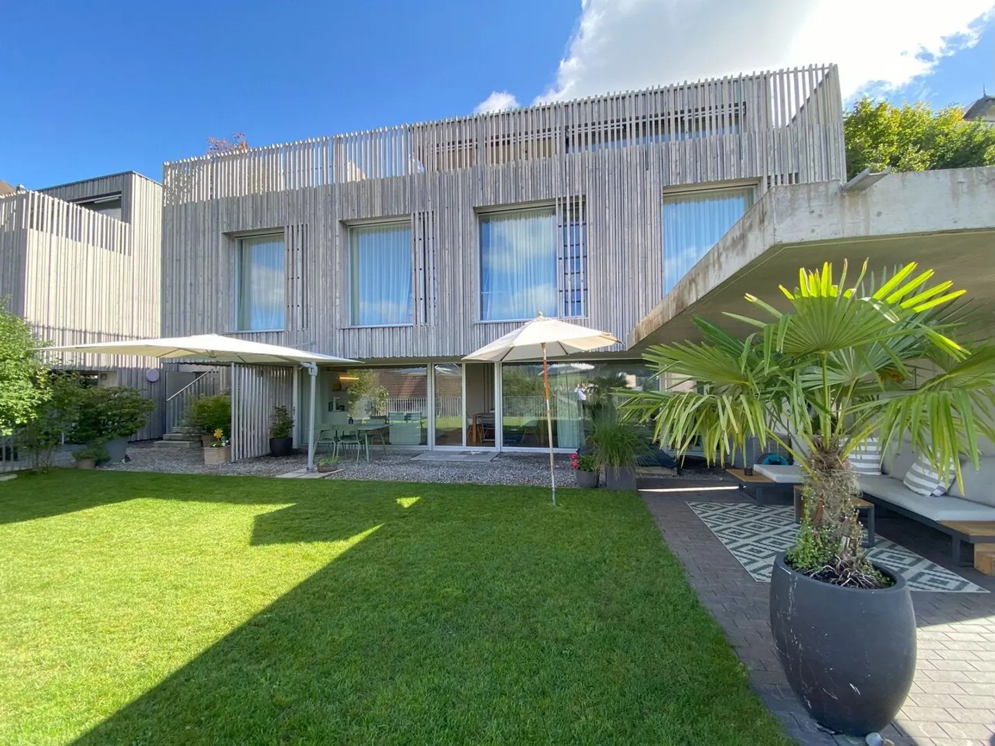 Casa singola in affitto - Foto 1 di 12