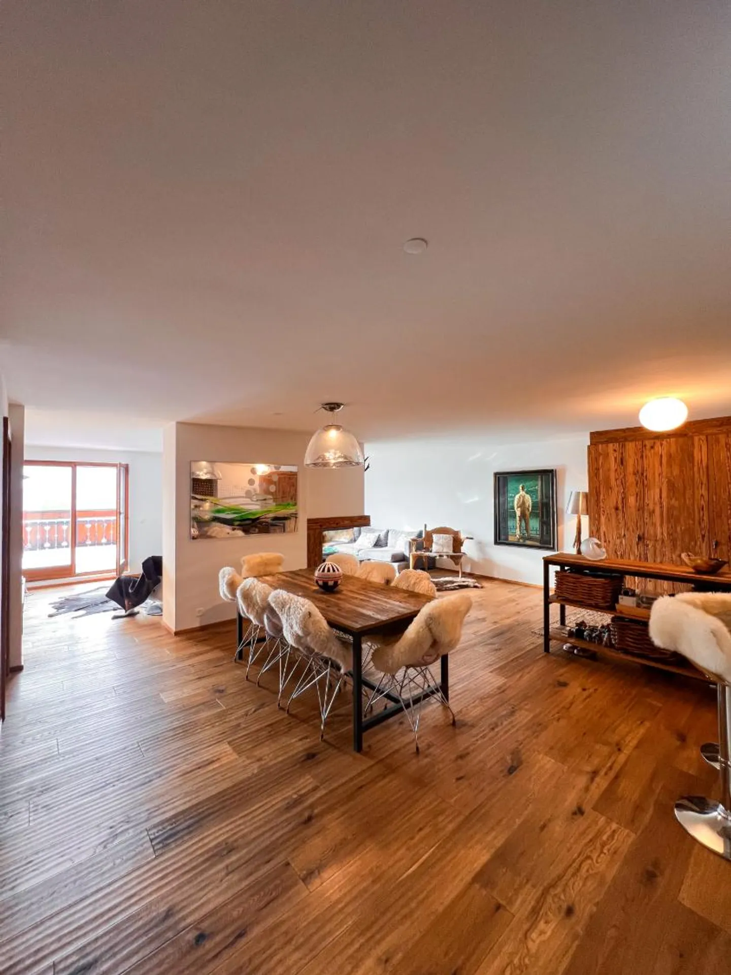 Exclusivity: A rare opportunity not to be missed! - Photo 1 of 11