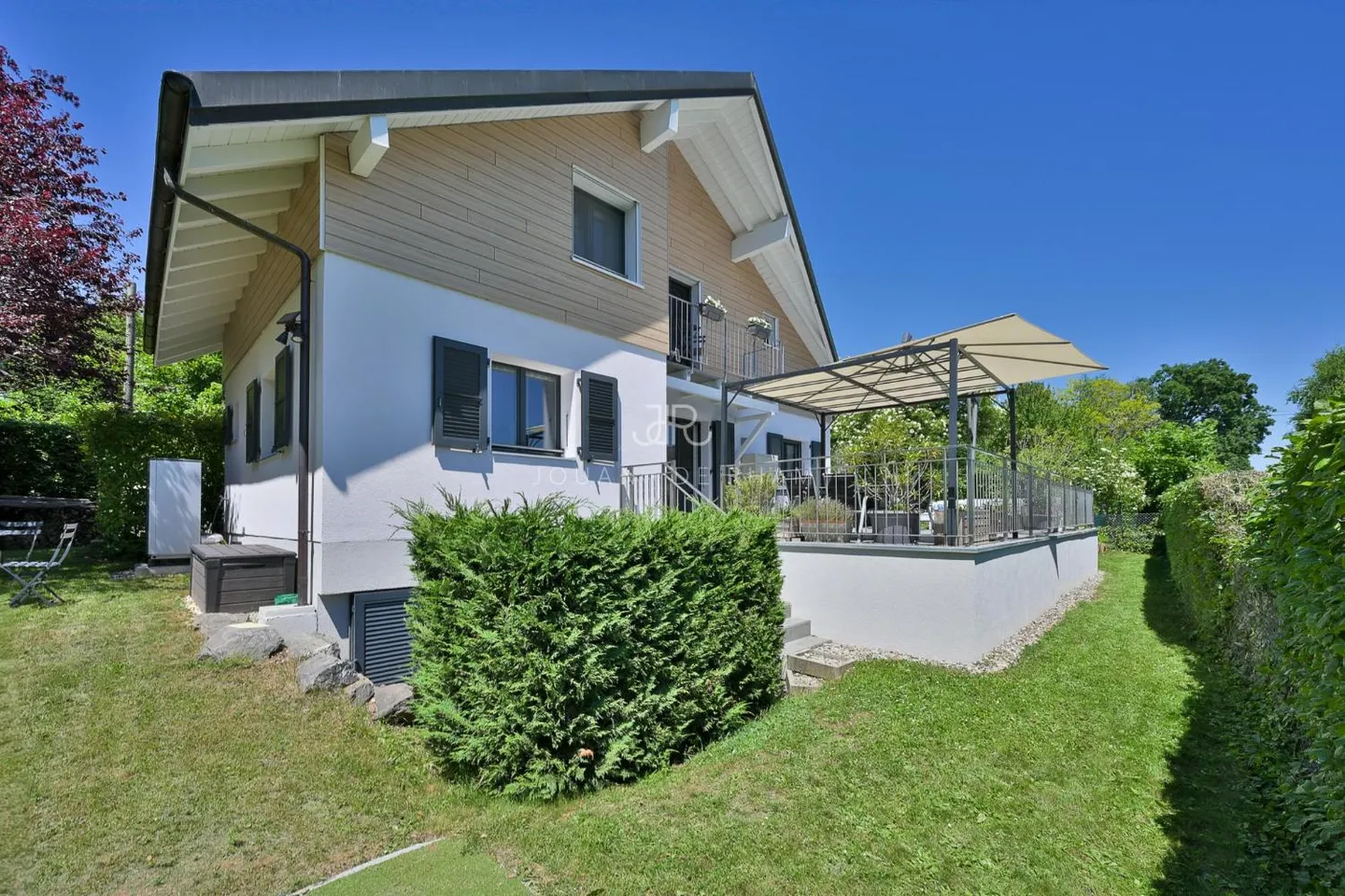 Au cœur de Sus-Châtel (Genolier) - Villa individuelle rénovée, efficacité énergétique A, vue sur le lac et les Alpes - Photo 10 sur 13