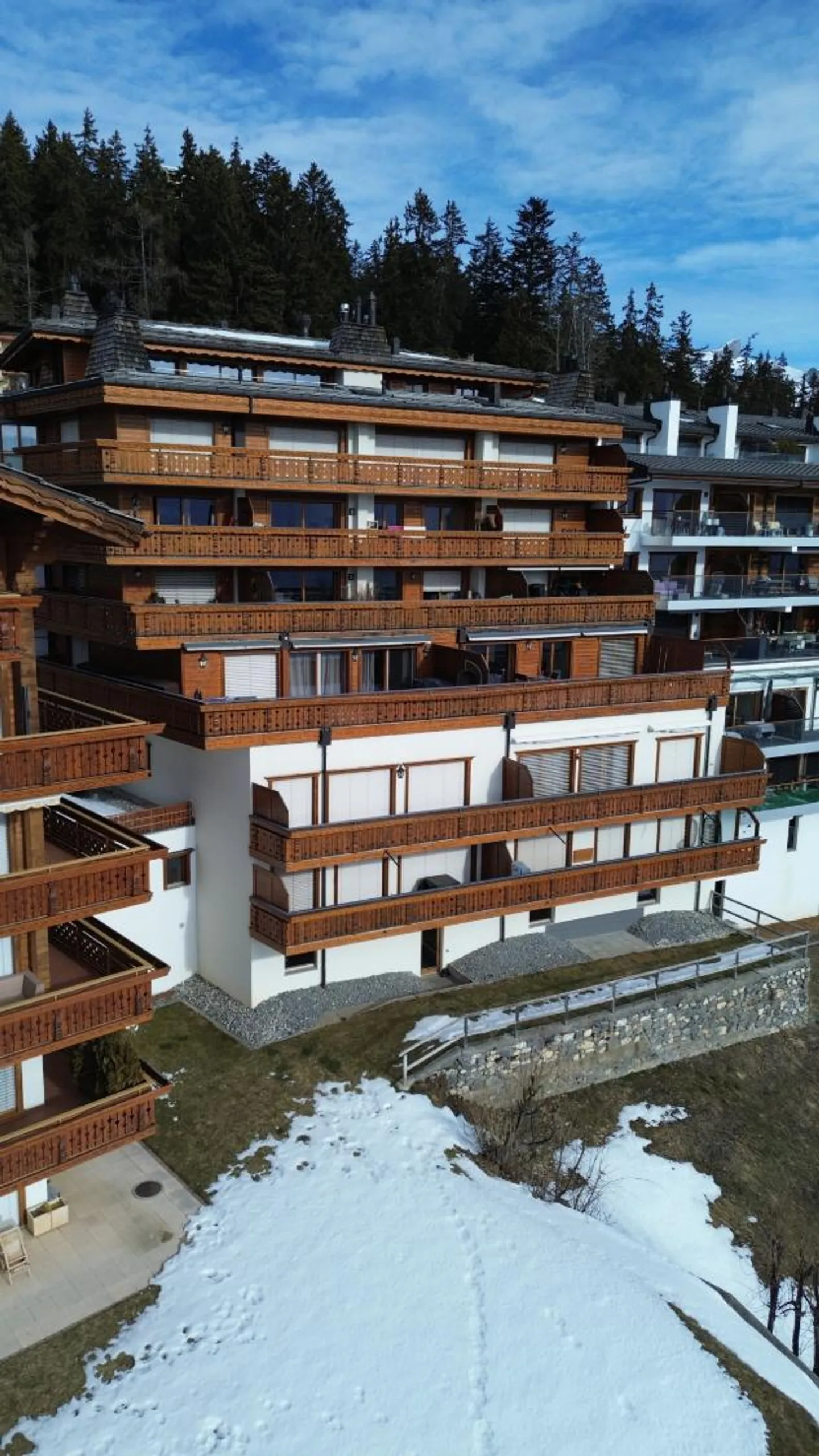 Exclusivity: A rare opportunity not to be missed! - Photo 3 of 11