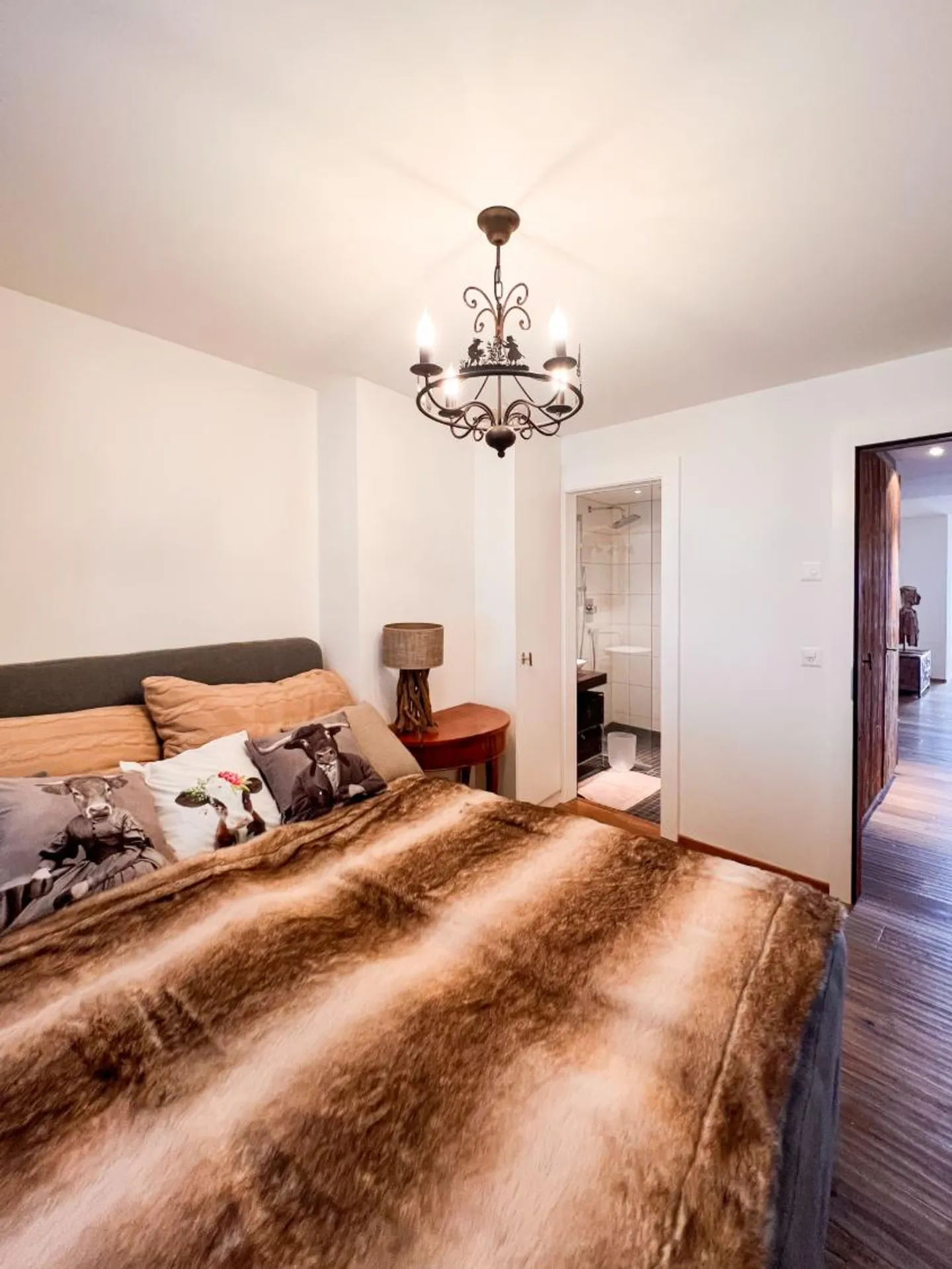Exclusivity: A rare opportunity not to be missed! - Photo 4 of 11