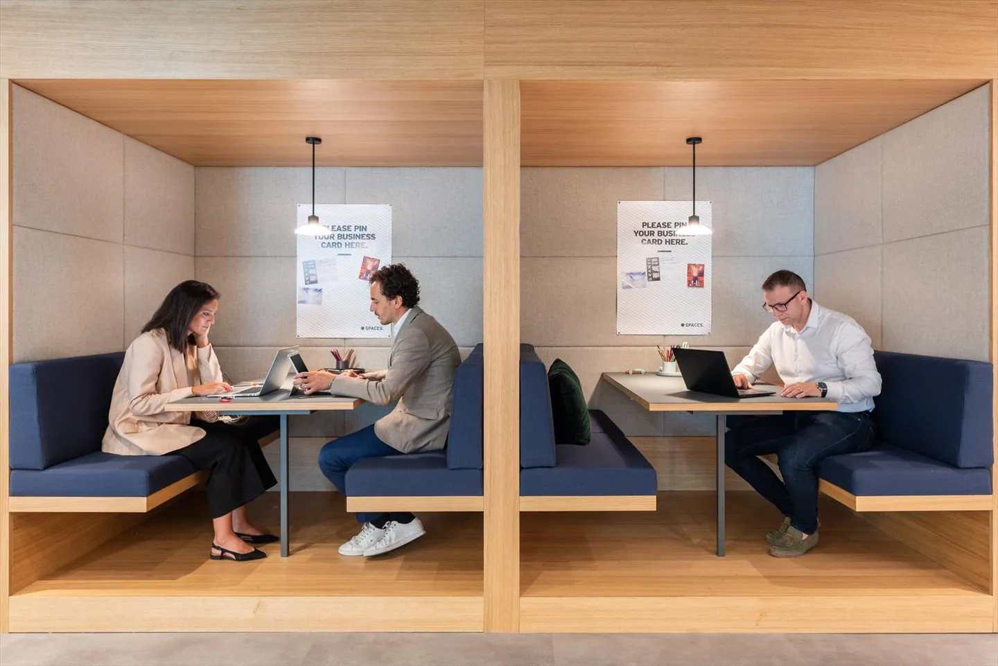 Buchen Sie ein Coworking-Büro in der Spaces Main Station - Foto 8 von 10