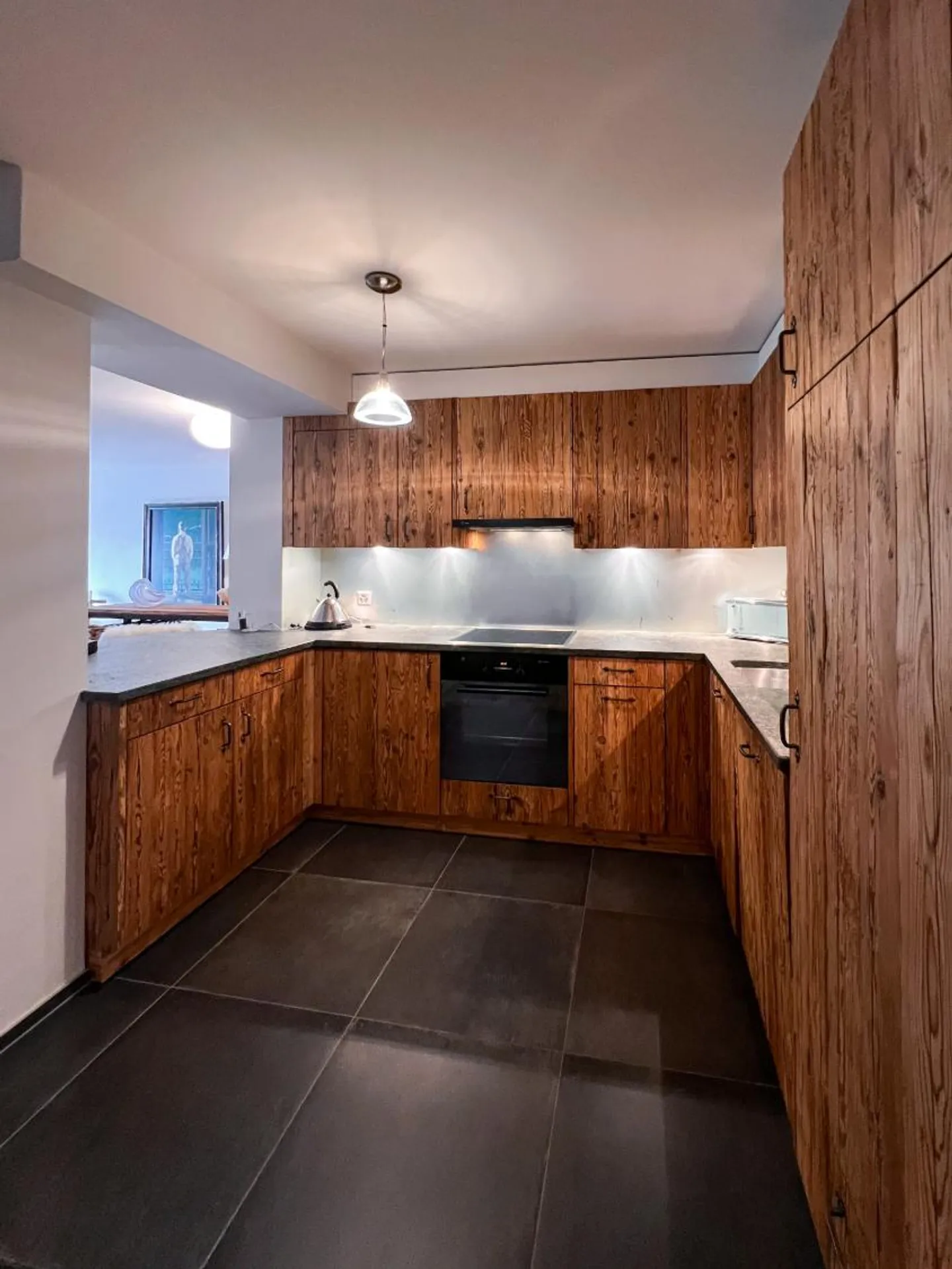 Exclusivity: A rare opportunity not to be missed! - Photo 5 of 11