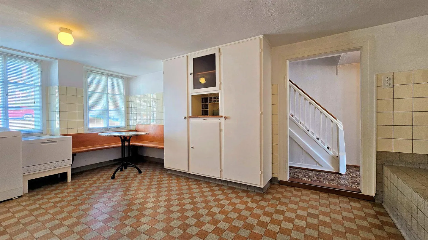 A small gem with a large garden in the village center - Photo 9 of 15