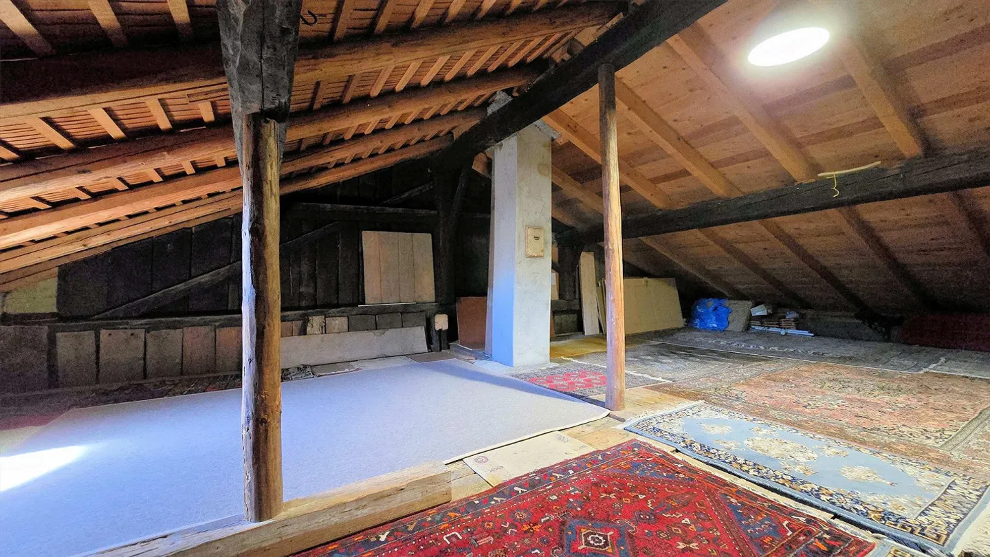 A small gem with a large garden in the village center - Photo 14 of 15