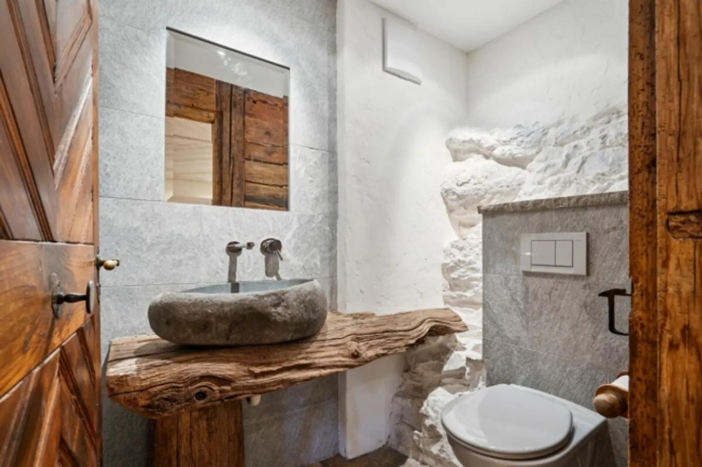 Vivre avec histoire et caractère / Maison jumelée de 5,5 pièces - Photo 6 sur 11