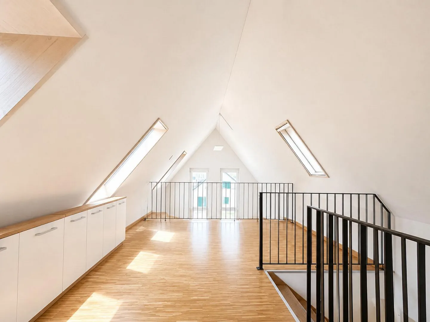 Bâtiment neuf adapté aux familles - Photo 2 sur 8