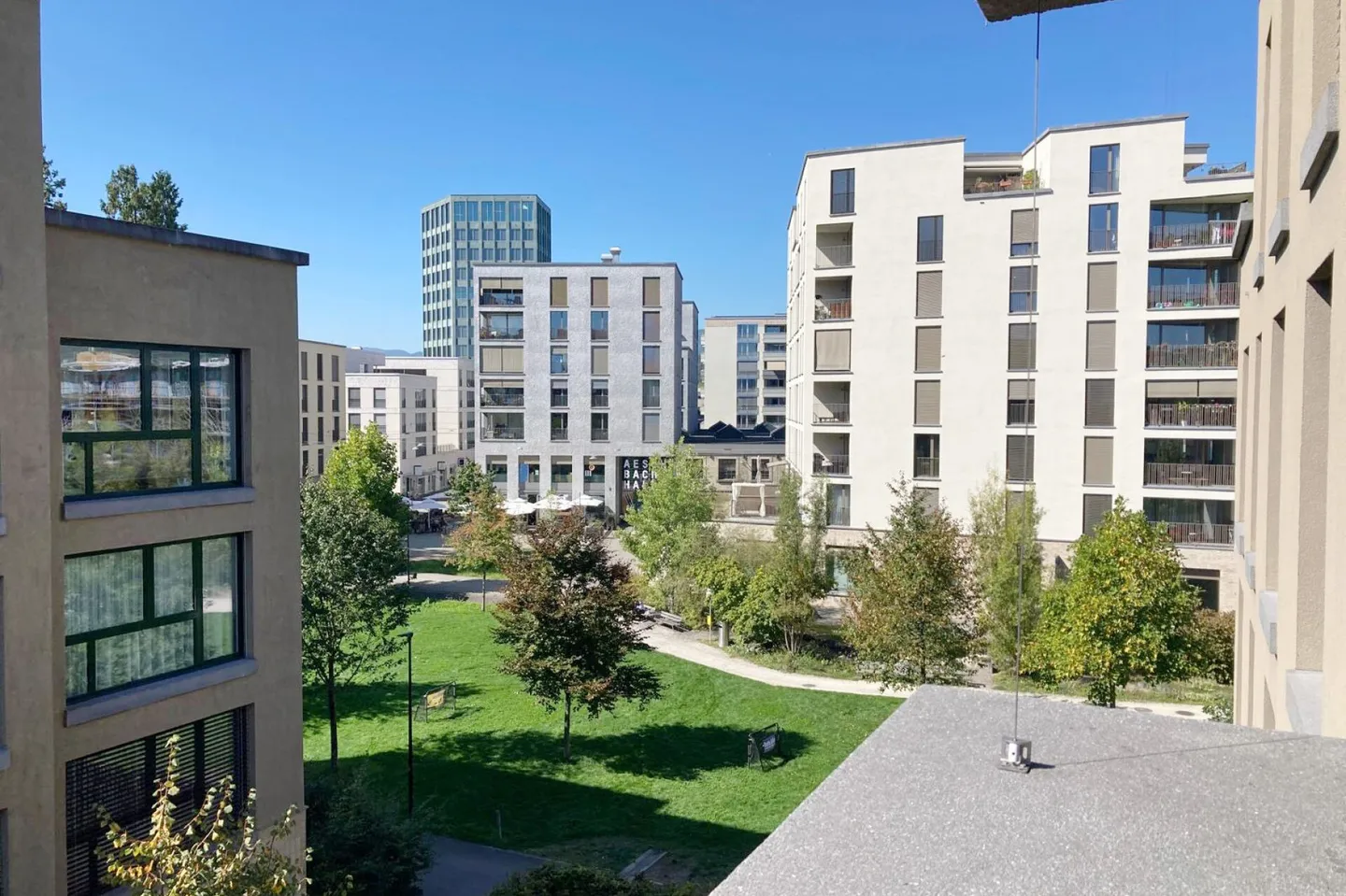 Apartment in a central location in Aarau near Oehlerpark - Photo 9 of 9