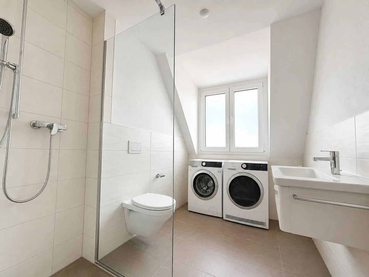 Bâtiment neuf adapté aux familles - Photo 4 sur 8