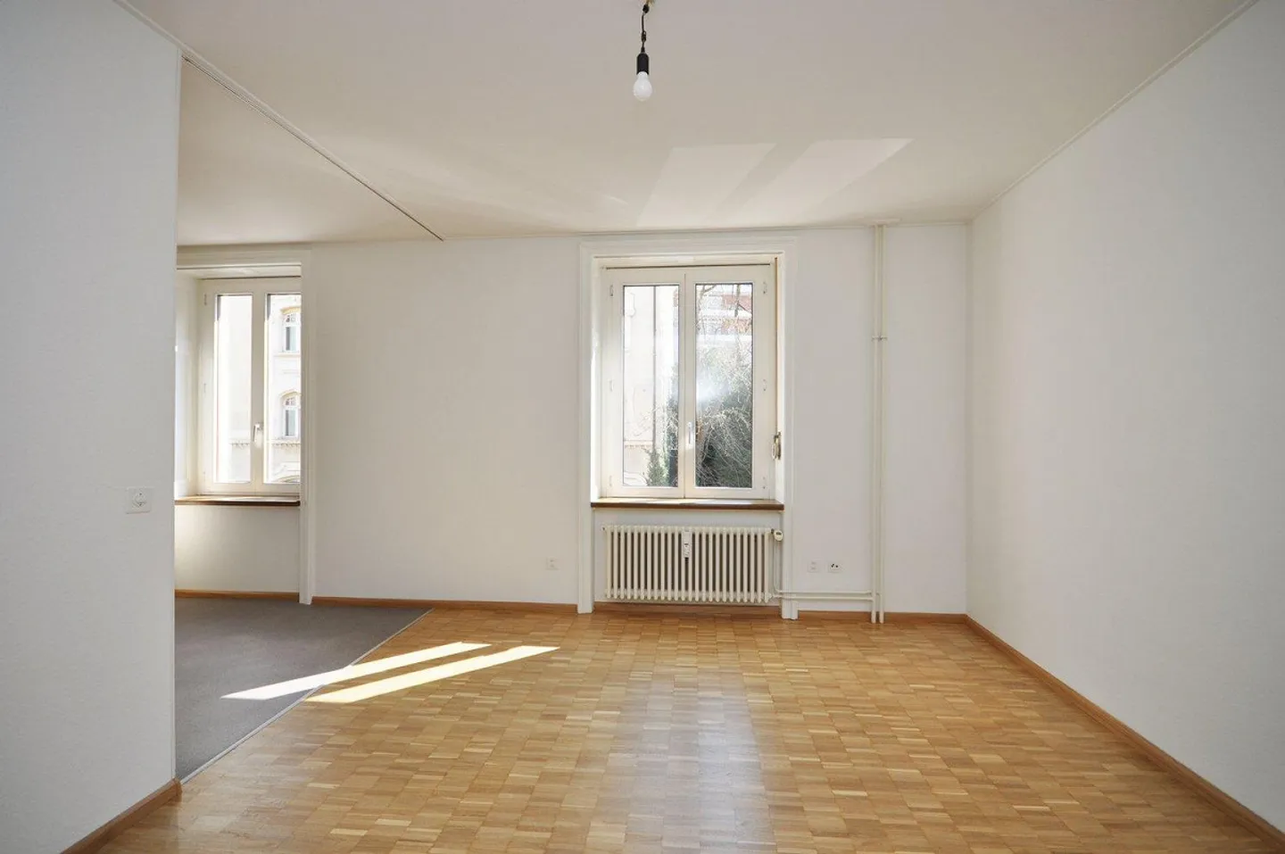 Appartement 3 pièces confortable avec charme à Bâle - Photo 3 sur 7