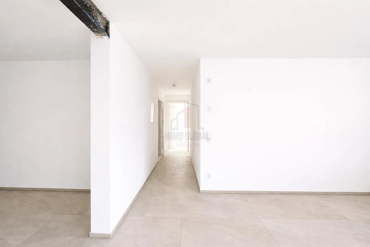 LIVING AND INVESTING: TWO-FAMILY HOUSE WITH TWO INDEPENDENT UNITS - Photo 3 of 13