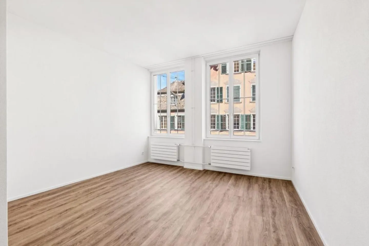 Bellissimo appartamento di 4.5 stanze nel cuore della città vecchia - Foto 7 di 7