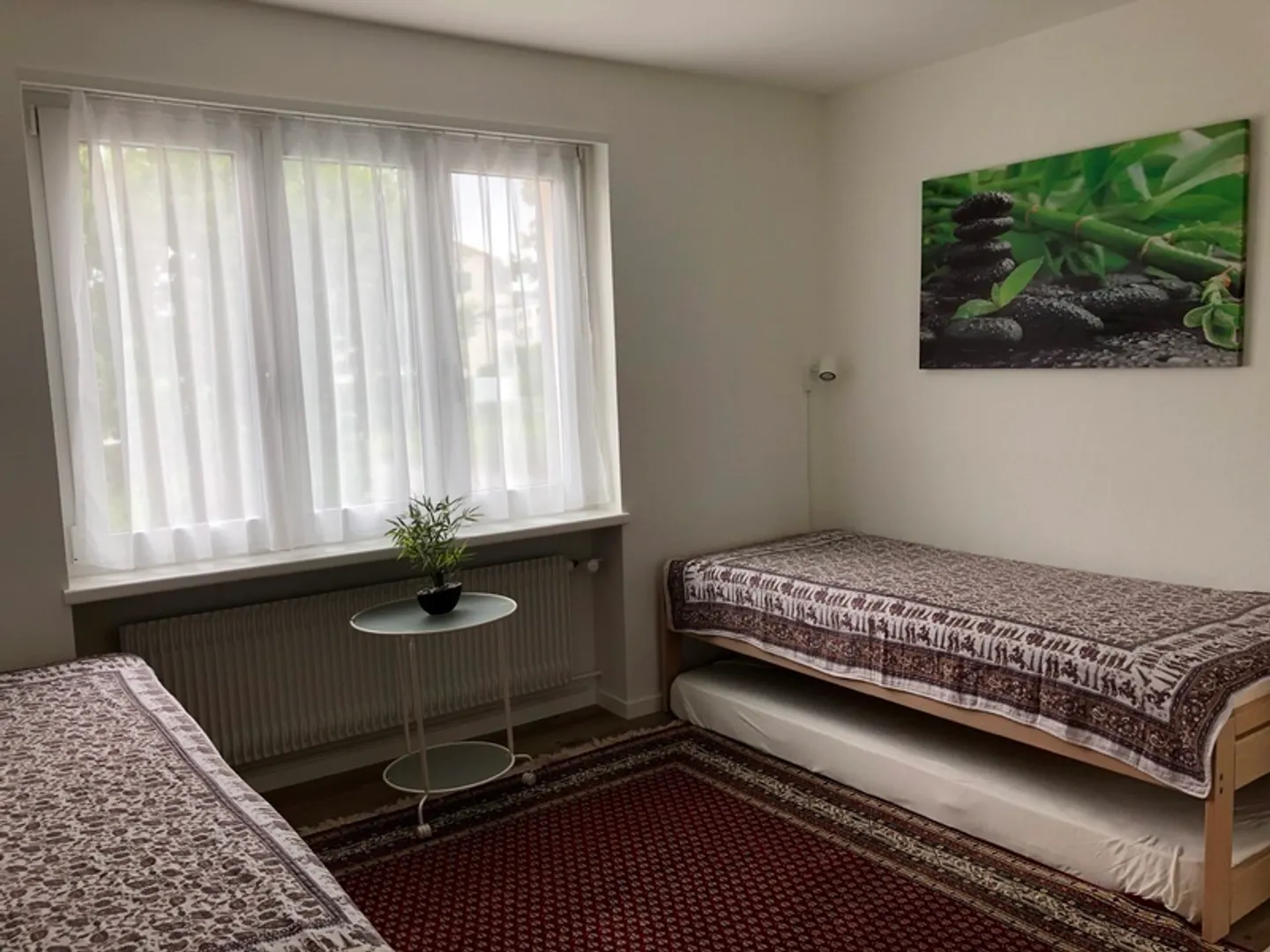 Modern 3-Room Apartment - Photo 3 of 10