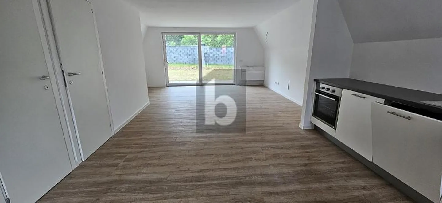 Stepped house for sale - Photo 2 of 6
