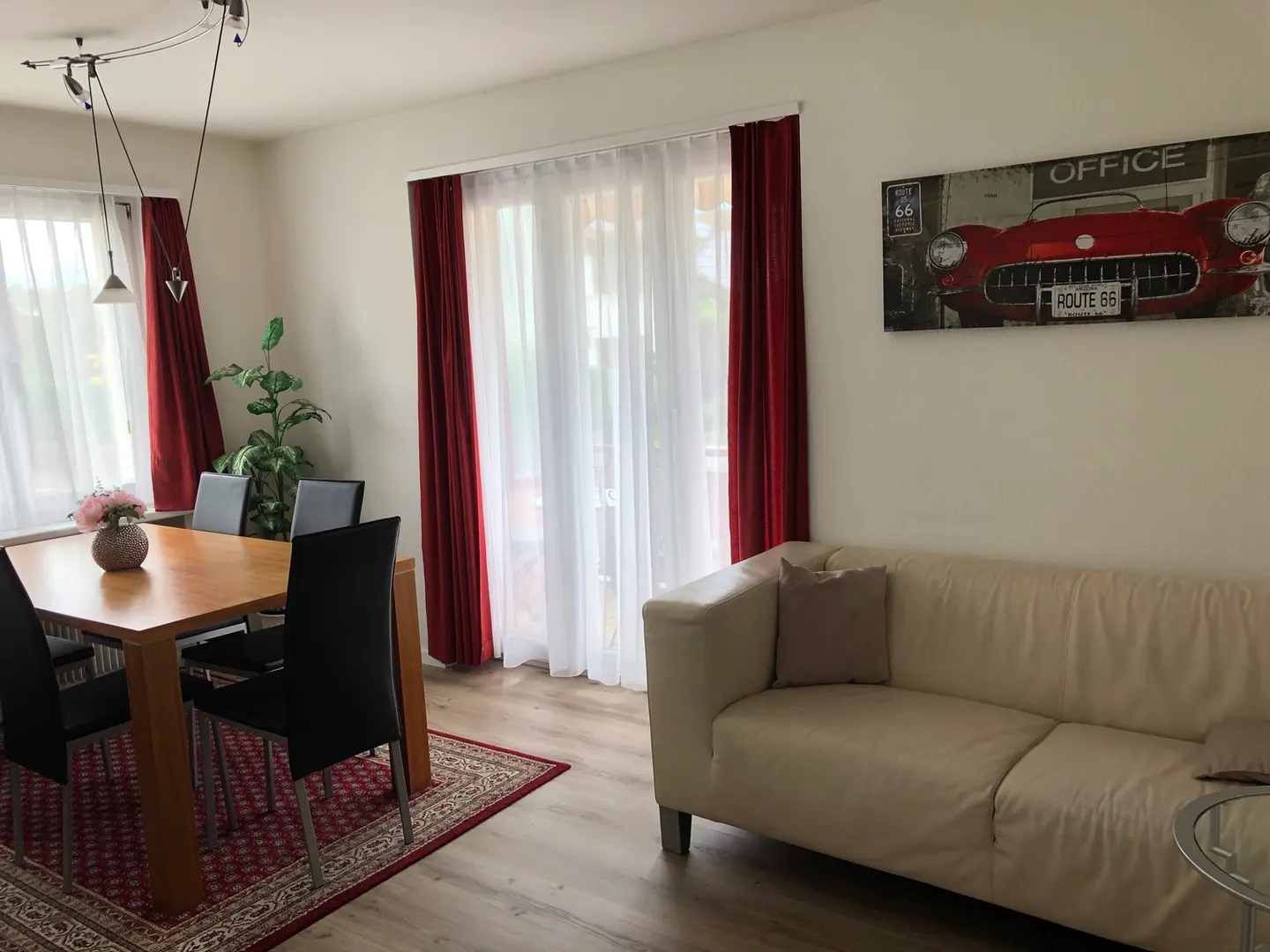 Modern 3-Room Apartment - Photo 9 of 10