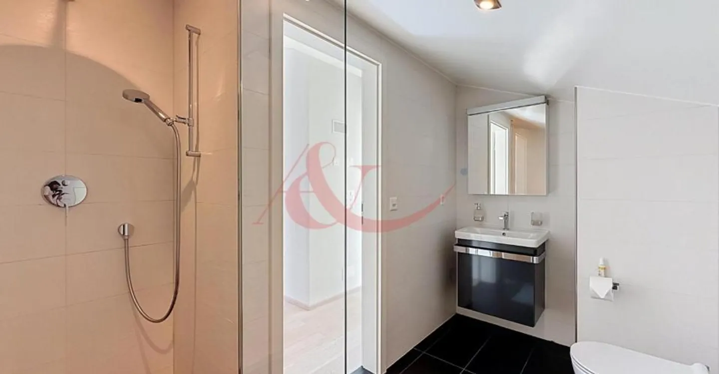Villa moderna con vista lago - Foto 10 di 13