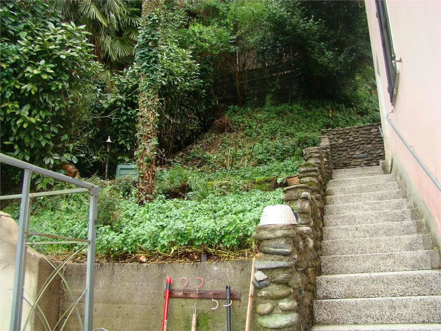 Figino, characteristic house with garden, grotto and lake view - Photo 11 of 13