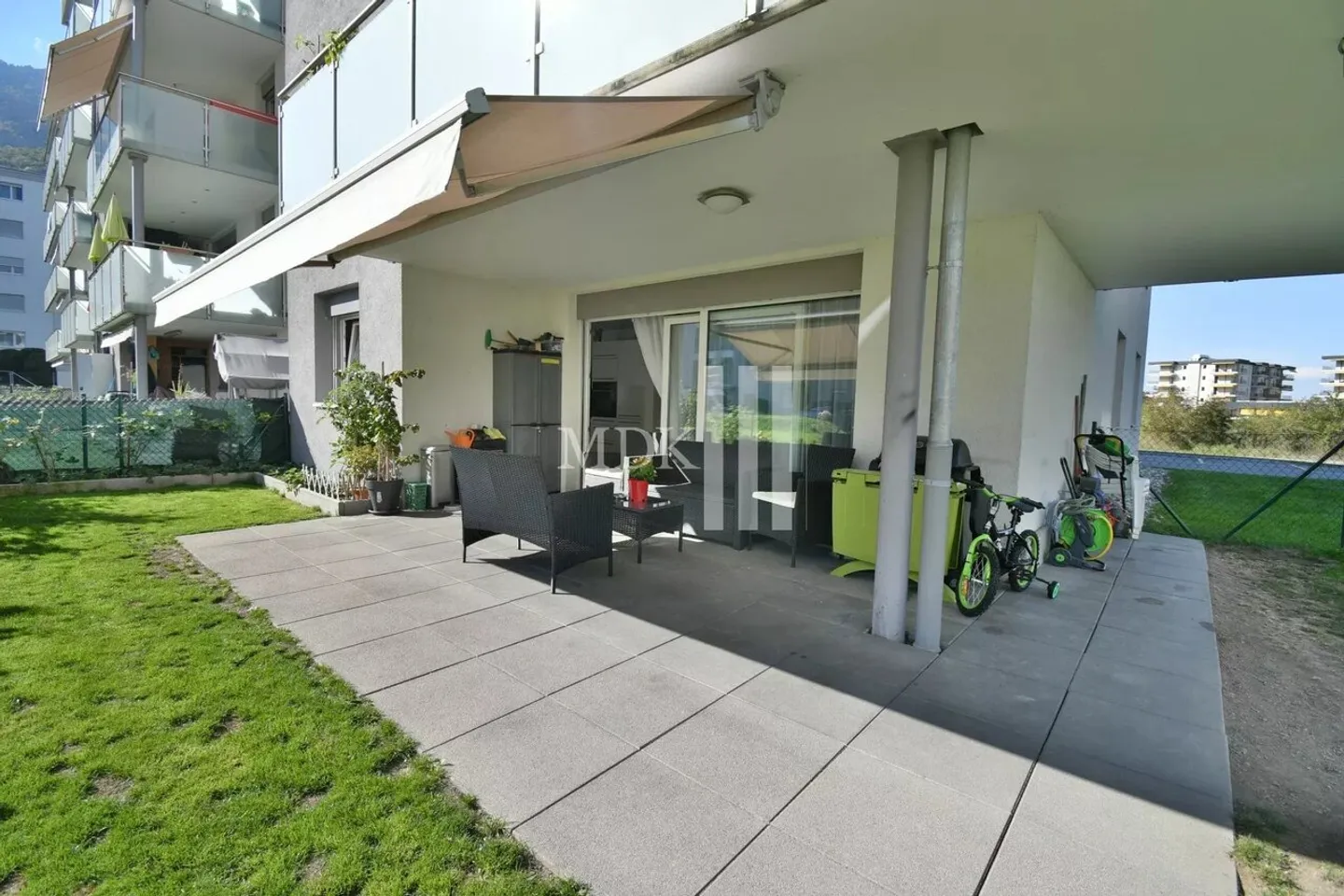 Charming Ground Floor Apartment - Photo 6 of 12