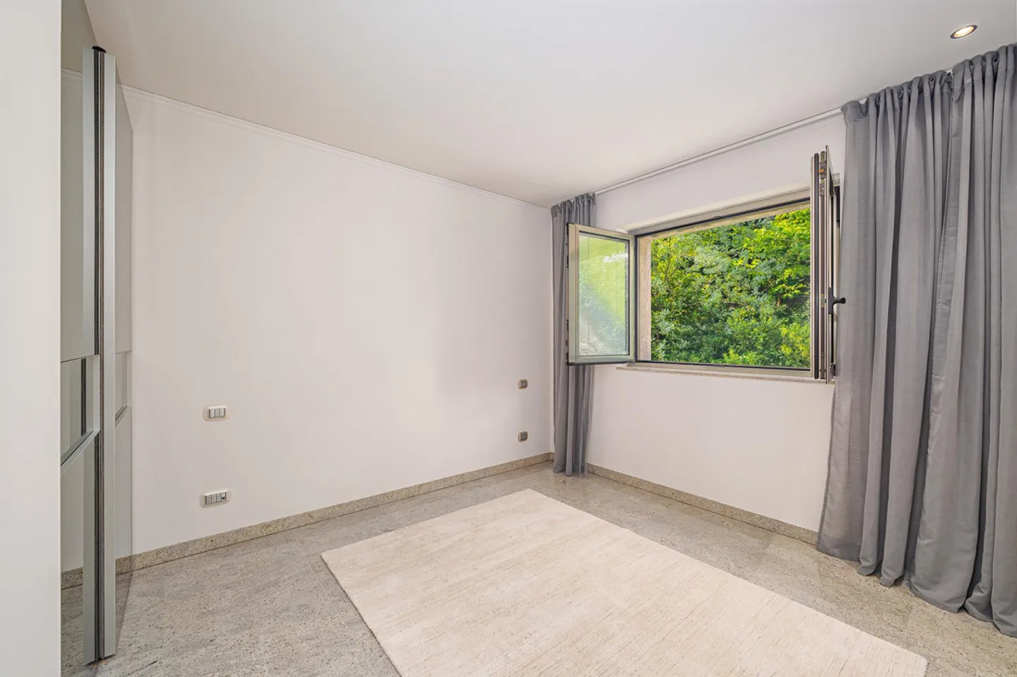 Appartamento Stupendo con Vista Lago - Foto 7 di 9