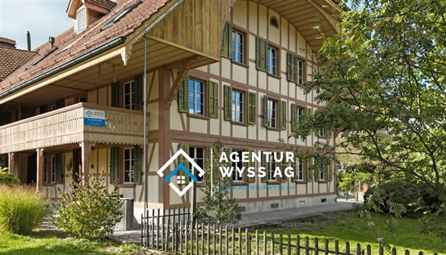 Grande appartement de ferme de 8,5 pièces à Seeberg - Photo 1 sur 12