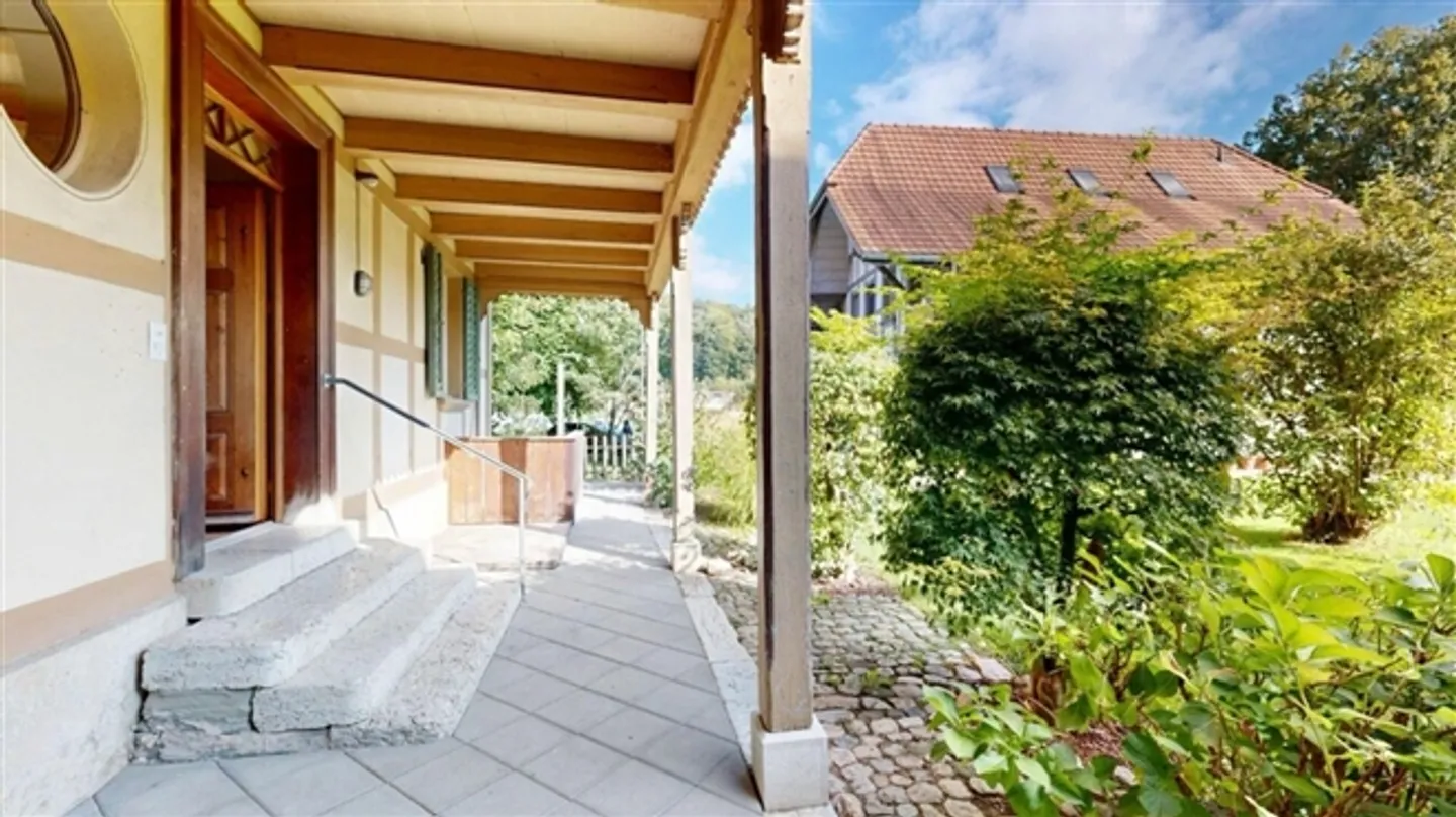 Grande appartement de ferme de 8,5 pièces à Seeberg - Photo 2 sur 12