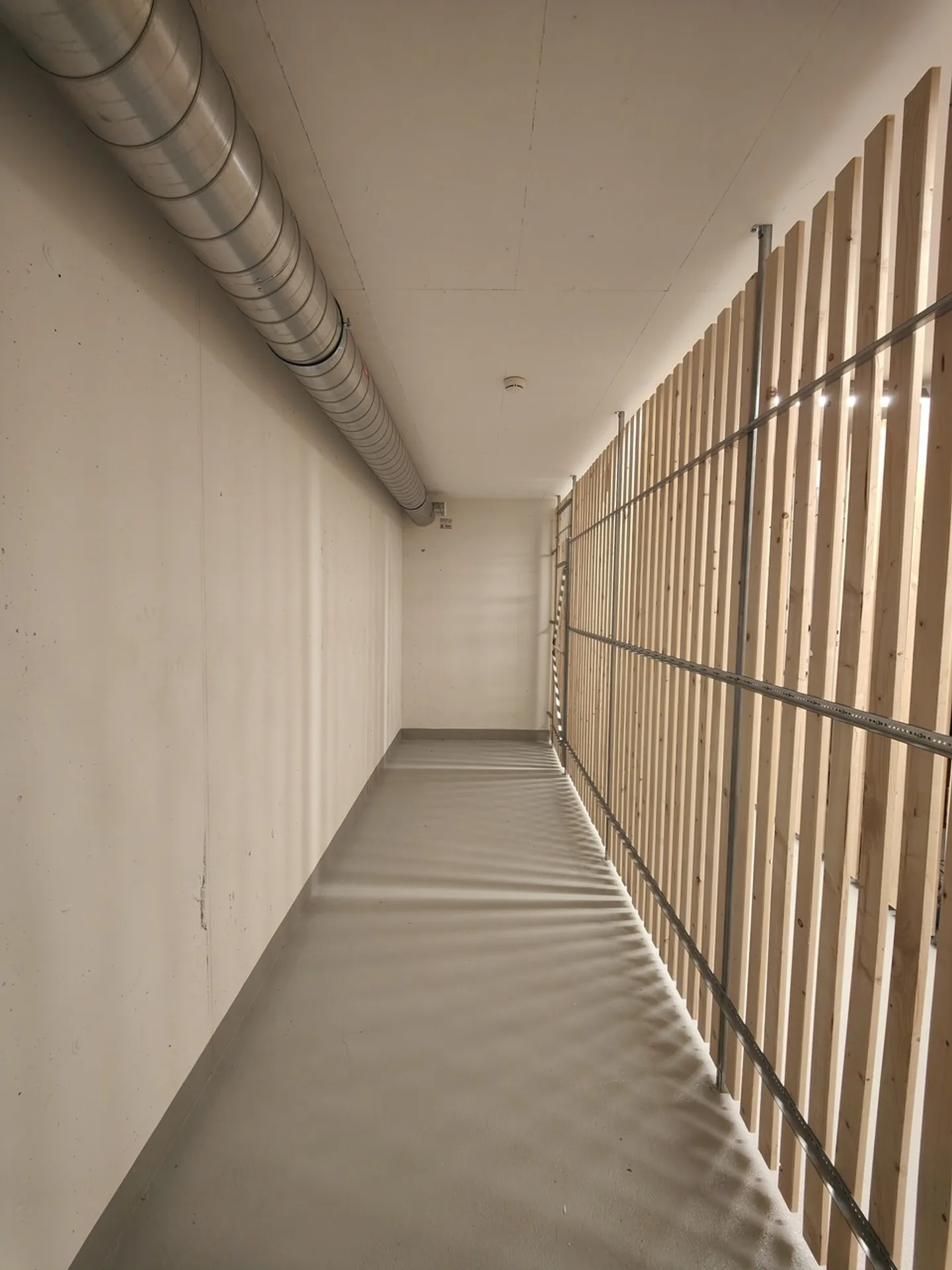 Magazzino 9,8 m2 in affitto a Zurigo Oerlikon (DISPONIBILE DA AGOSTO 2026) - Foto 4 di 9