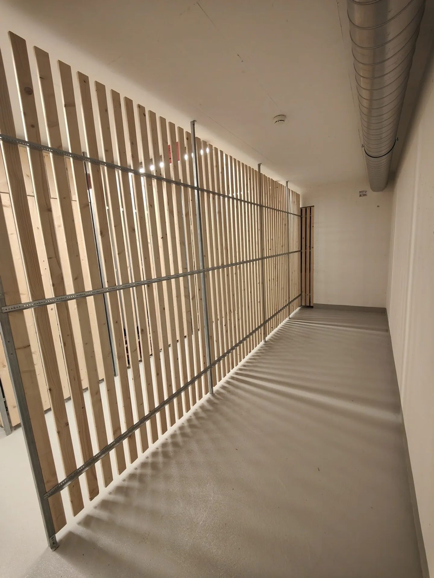 Magazzino 9,8 m2 in affitto a Zurigo Oerlikon (DISPONIBILE DA AGOSTO 2026) - Foto 8 di 9