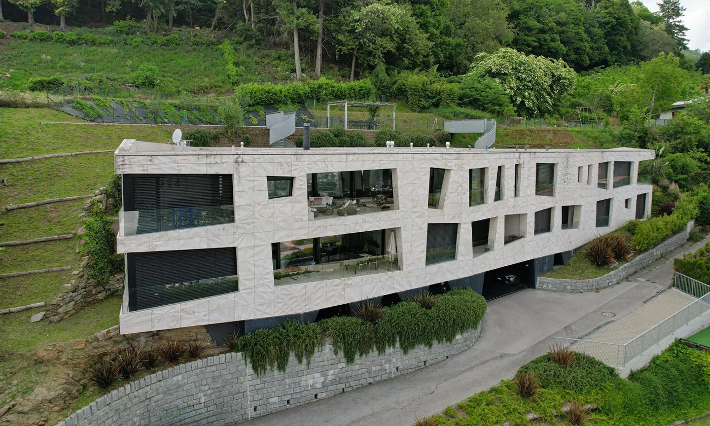 Bellissimo e moderno attico 4.5 con vista lago a Vernate - Foto 8 di 9