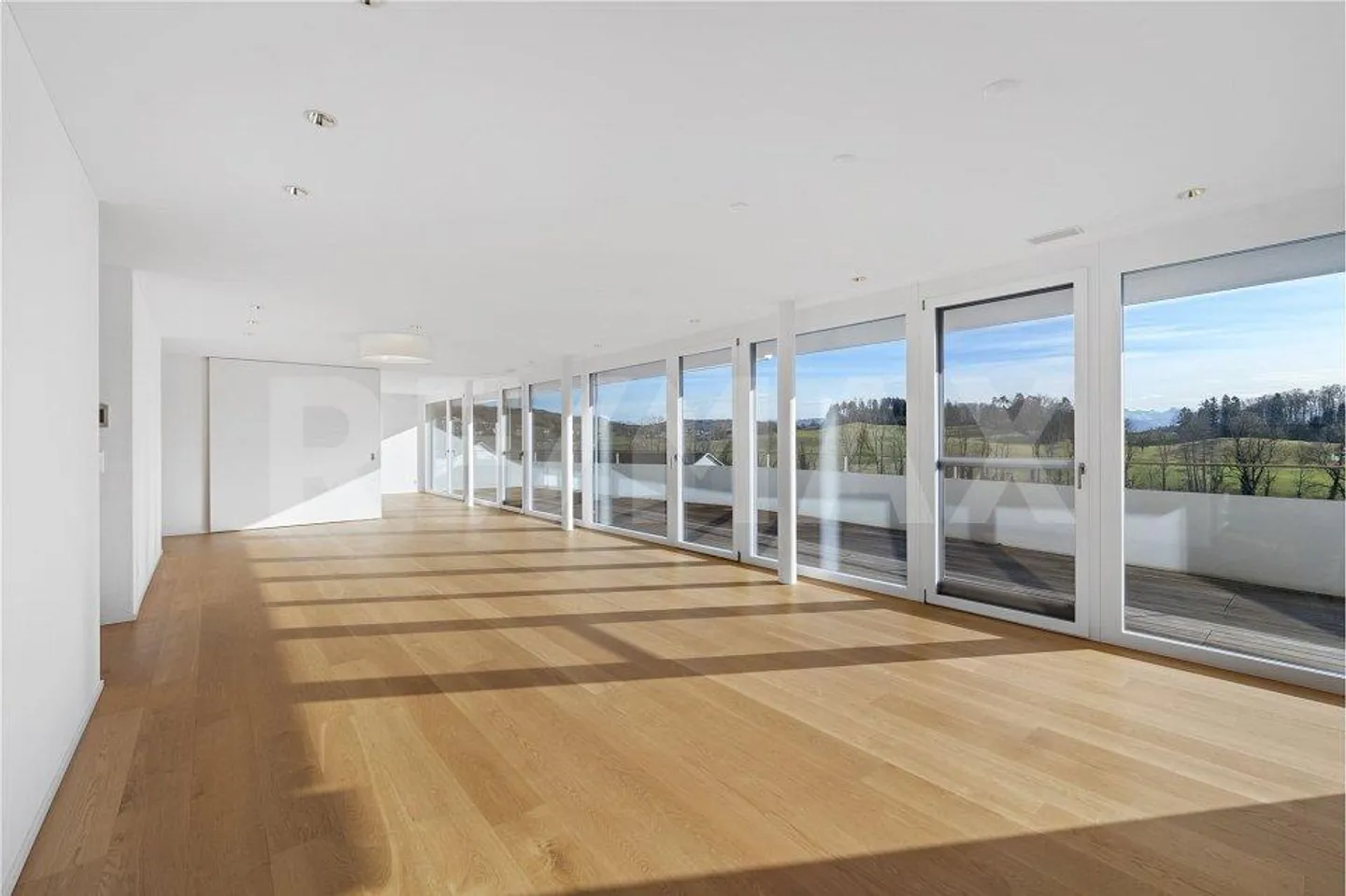 Appartement Attique Luxueux - Photo 6 sur 12