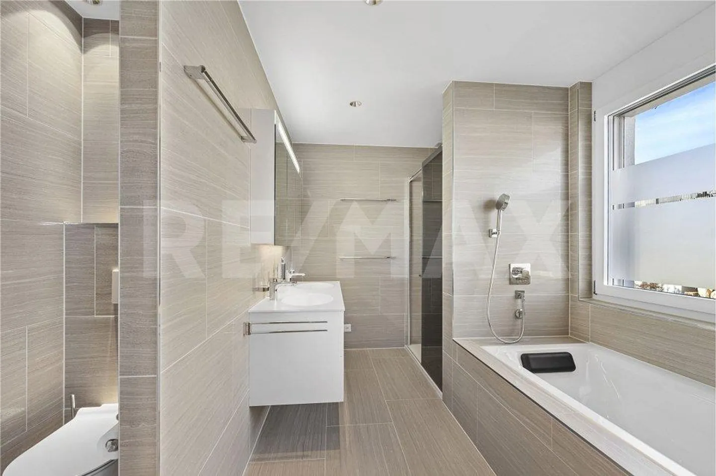 Appartement Attique Luxueux - Photo 4 sur 12