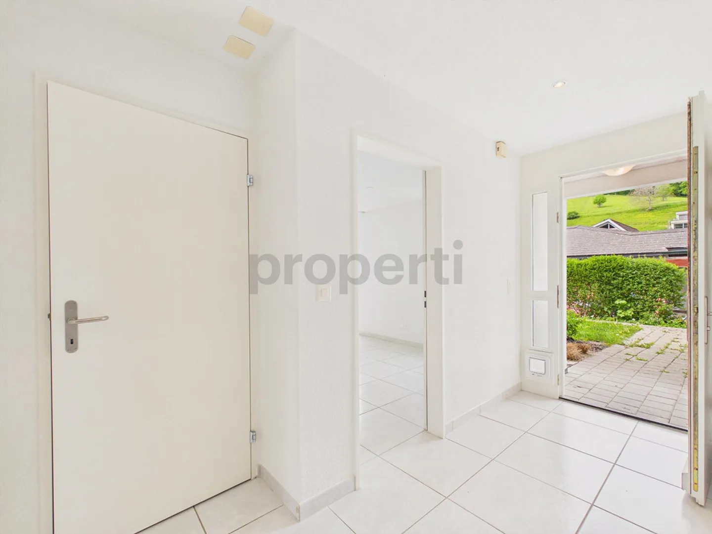 Charmant Appartement au Rez-de-Chaussée - Photo 8 sur 12