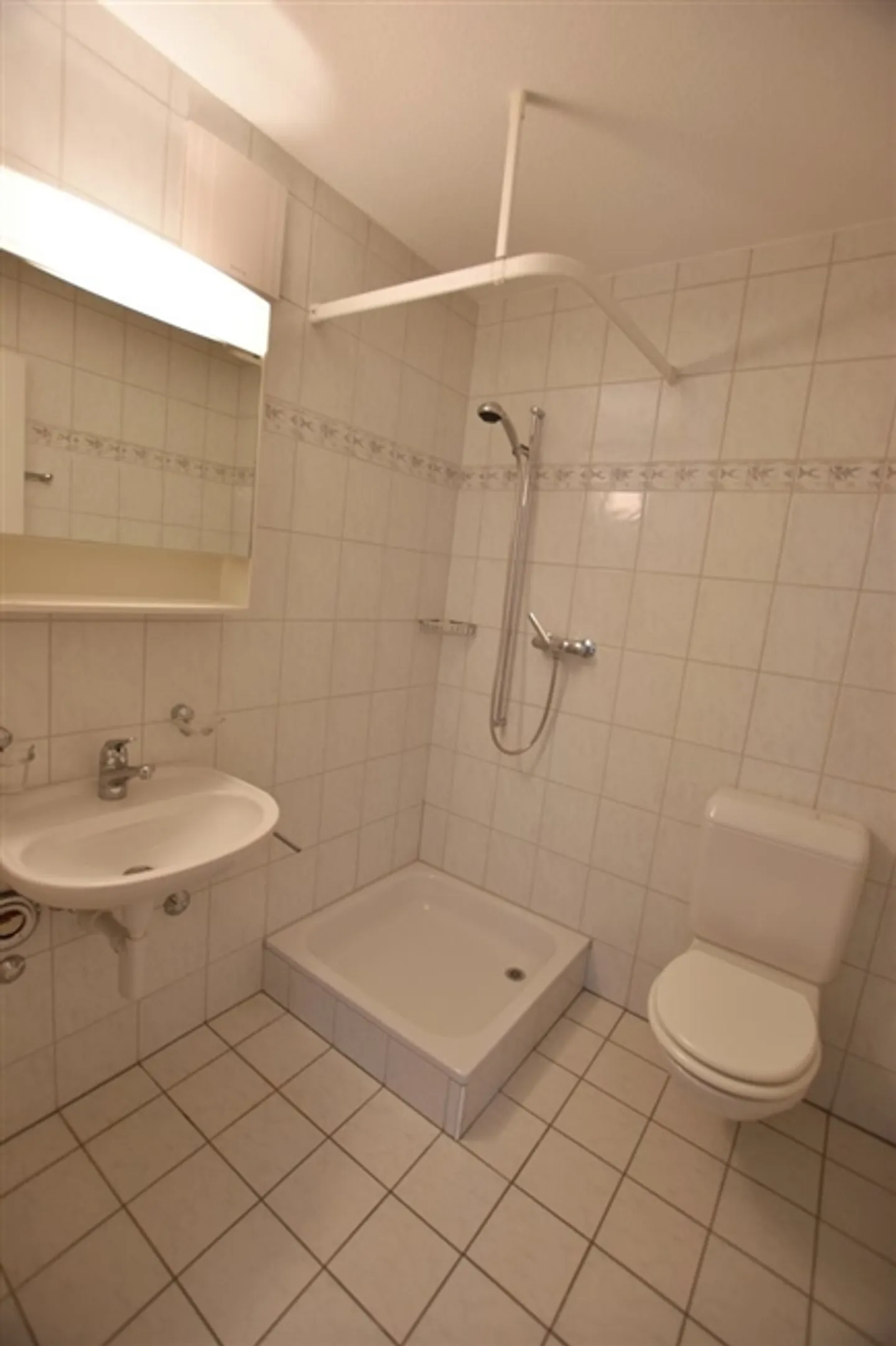 Apartment for rent - Photo 5 of 12