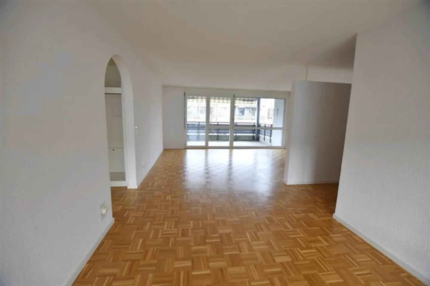 Apartment for rent - Photo 7 of 12