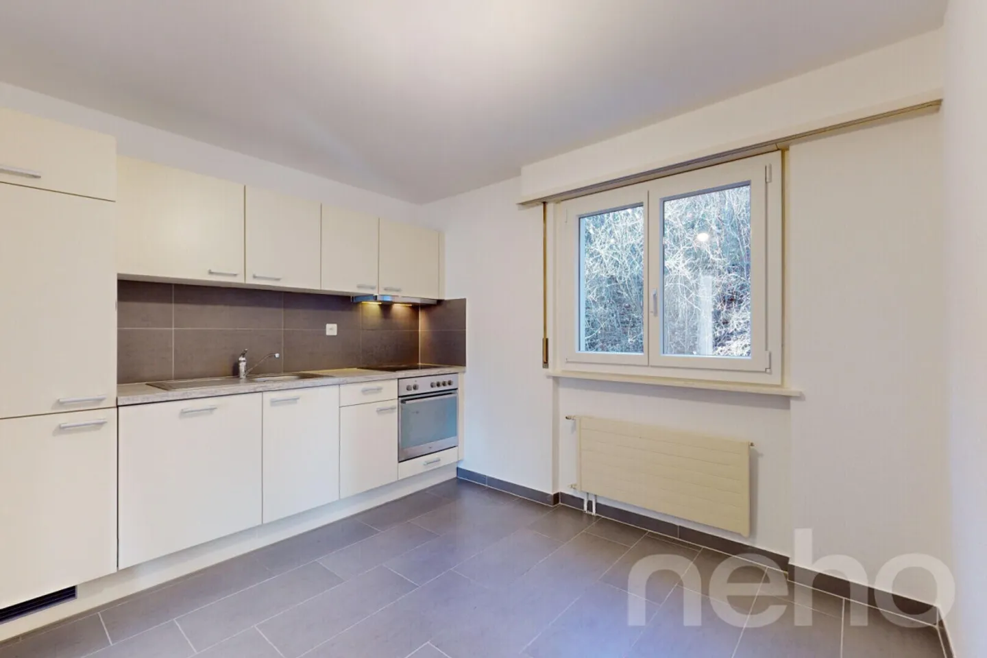 Helles 4.5-Zimmer-Wohnung mit Panoramablick - Foto 3 von 7